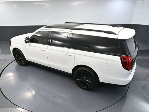 Used 2025 Ford Expedition Max Platinum w/ Stealth Appearance Package AWD/4WD image 68
