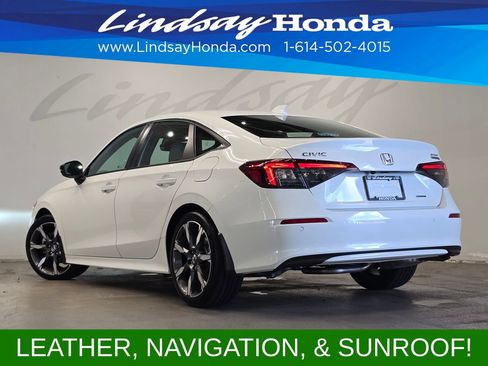 Used 2025 Honda Civic Sport Touring image 4