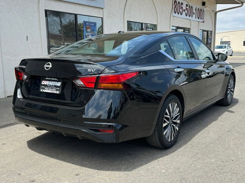 Used 2024 Nissan Altima 2.5 SV FWD image 6