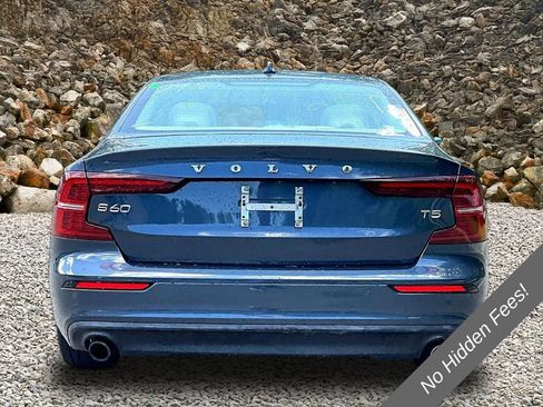 Used 2019 Volvo S60 T5 Momentum w/ Premium Package FWD image 4