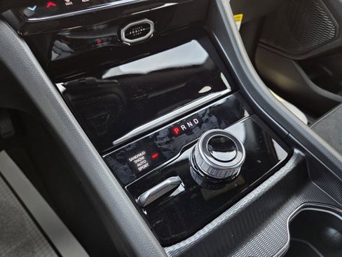 New 2026 Jeep Grand Cherokee Altitude AWD/4WD image 37