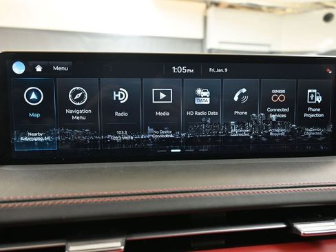 Used 2025 Genesis GV70 2.5T w/ Sport Prestige Package image 31