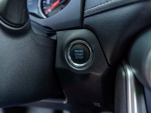 Used 2021 Toyota RAV4 XLE Premium AWD/4WD image 22