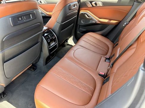 Used 2021 BMW X6 M50i w/ Executive Package AWD/4WD image 17