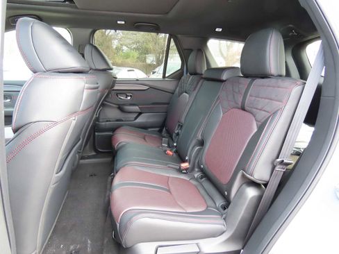 New 2026 Honda Pilot Black Edition image 15