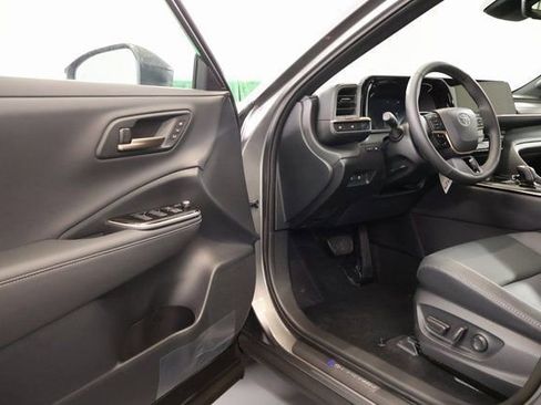 New 2026 Toyota Crown Limited image 9