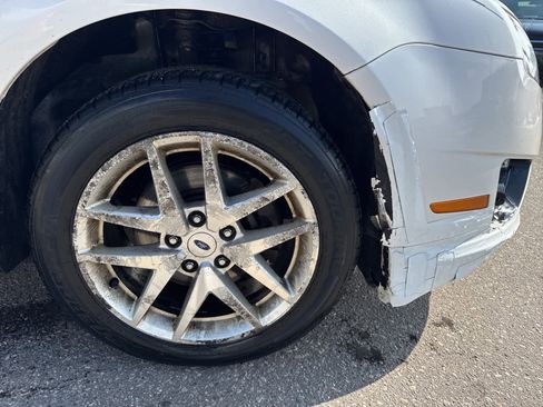 Used 2011 Ford Fusion SEL w/ 302A Rapid Spec Order Code image 12