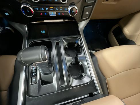 Used 2022 Ford F150 Lariat RWD image 25
