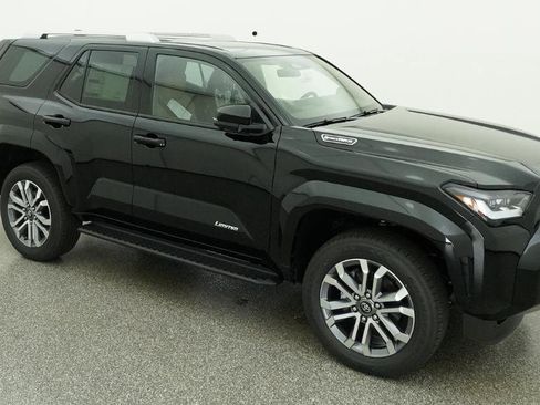 New 2026 Toyota 4Runner Limited AWD/4WD image 15