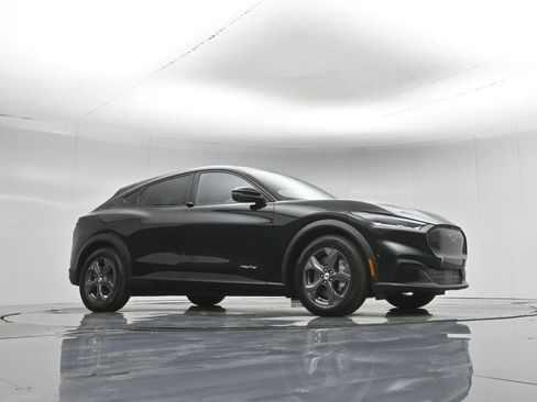 Certified 2023 Ford Mustang Mach-E Select RWD image 4