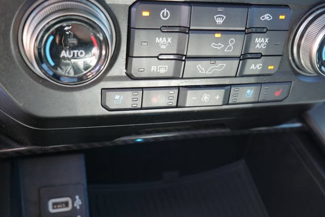 Used 2020 Ford F150 Raptor w/ Equipment Group 802A Luxury AWD/4WD image 6