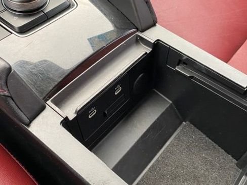 Used 2024 MAZDA MAZDA3 s image 33