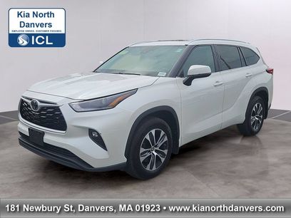 Used 2021 Toyota Highlander XLE