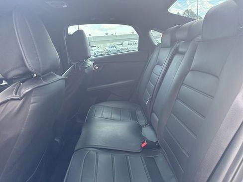 Used 2023 Kia Forte GT-Line w/ GT-Line Premium Package FWD image 9