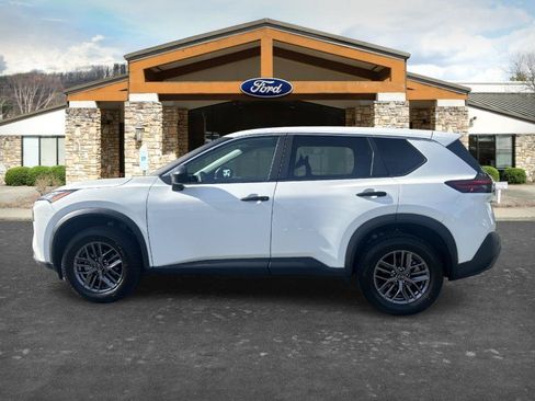 Used 2023 Nissan Rogue S AWD/4WD image 7