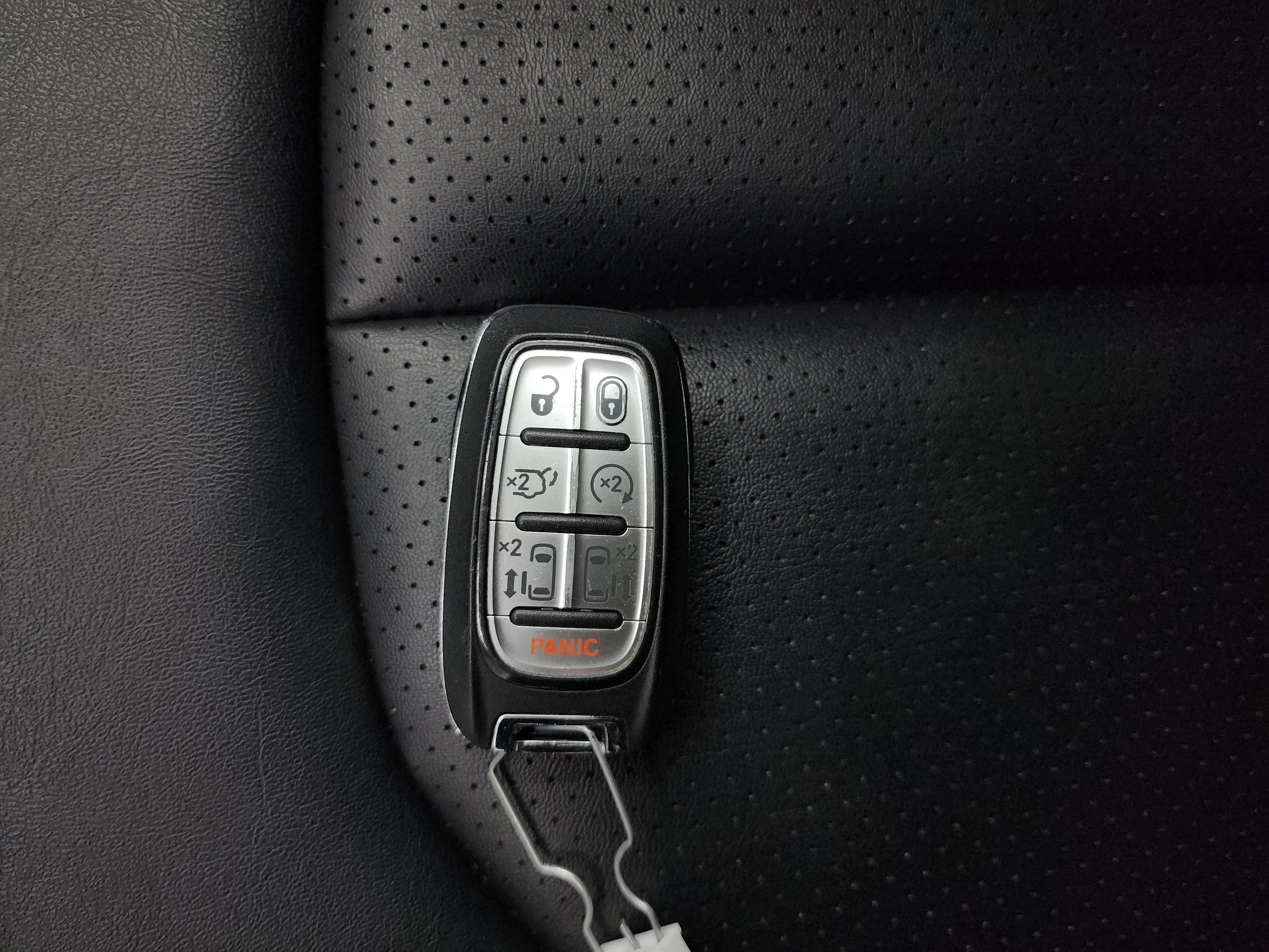 Used 2024 Chrysler Pacifica Touring-L FWD image 63