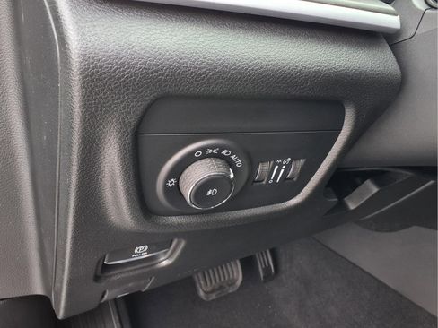 New 2026 Jeep Grand Cherokee L Limited AWD/4WD image 14