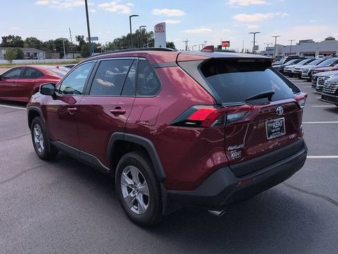 Certified 2025 Toyota RAV4 XLE FWD image 5