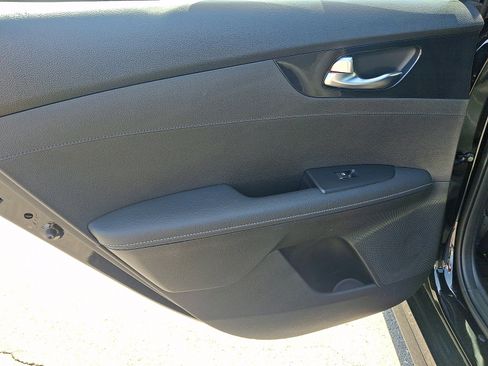 Used 2024 Kia Forte GT-Line w/ GT-Line Premium Package FWD image 11