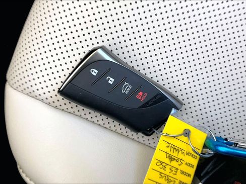 Used 2024 Lexus ES 350 w/ Premium Package image 14
