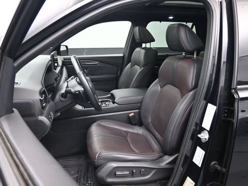Used 2023 Honda Pilot Elite image 21