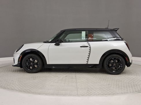 New 2026 MINI Cooper S FWD image 2