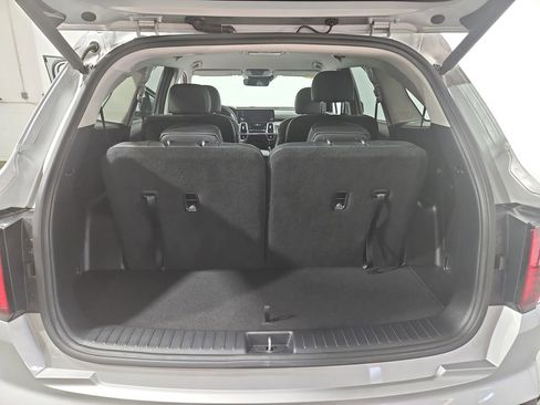 Used 2023 Kia Sorento EX image 23
