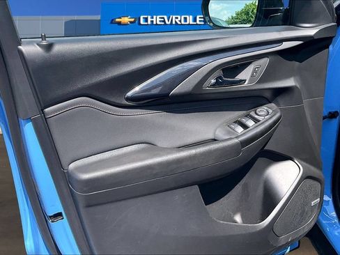 Used 2023 Chevrolet TrailBlazer RS w/ Technology Package AWD/4WD image 20