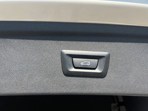 Used 2026 BMW iX xDrive45 AWD/4WD image 11