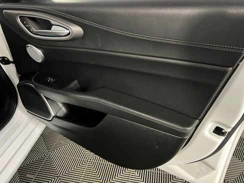 Used 2022 Alfa Romeo Giulia Veloce image 35