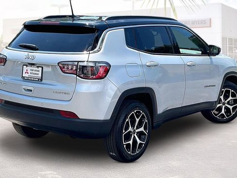 Used 2025 Jeep Compass Limited AWD/4WD image 34