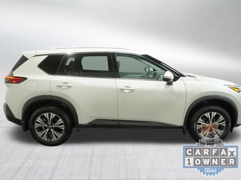 Used 2021 Nissan Rogue SV w/ Premium Package AWD/4WD image 5