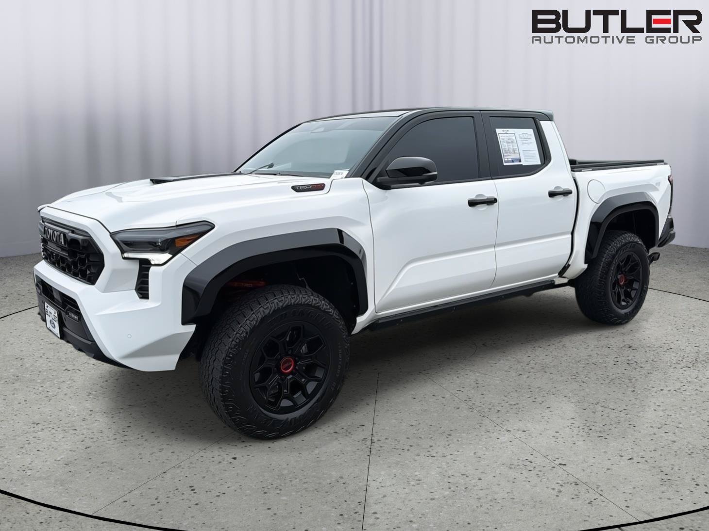 Used 2026 Toyota Tacoma TRD Pro AWD/4WD image 1