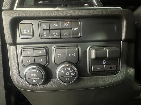 Used 2025 Chevrolet Tahoe RST w/ RST Capability Package AWD/4WD image 19