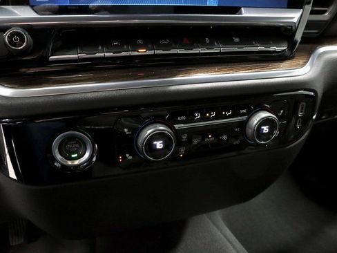 Used 2023 Chevrolet Silverado 1500 LT image 33