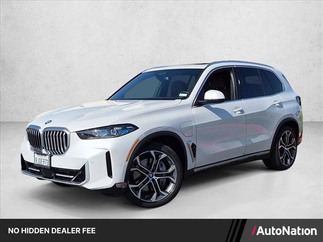 Certified 2024 BMW X5 xDrive50e w/ Premium Package AWD/4WD image 1
