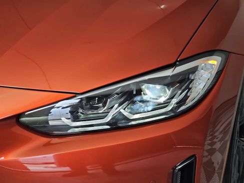 Used 2023 BMW i4 eDrive40 w/ Premium Package RWD image 31