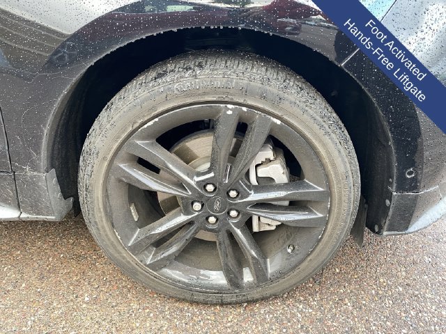 Used 2024 Ford Edge ST AWD/4WD image 9