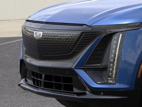 New 2026 Cadillac Lyriq Sport RWD image 13