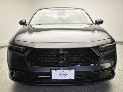 Used 2023 Honda Accord EX image 2