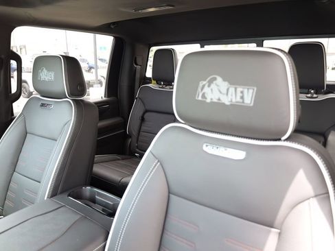 New 2026 GMC Sierra 2500 AT4X w/ AT4X AEV Edition AWD/4WD image 18