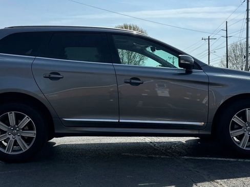 Used 2016 Volvo XC60 T5 Premier FWD image 8