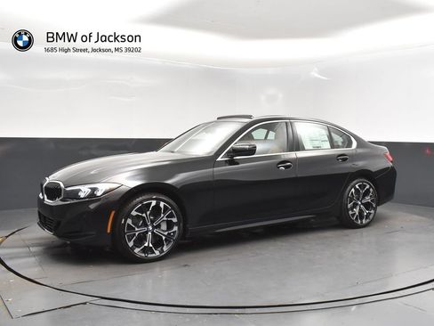 New 2026 BMW 330i Sedan w/ Convenience Package RWD image 3