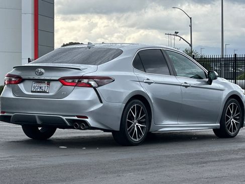 Used 2023 Toyota Camry SE w/ Convenience Package image 4