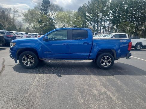 Used 2018 Chevrolet Colorado Z71 AWD/4WD image 3