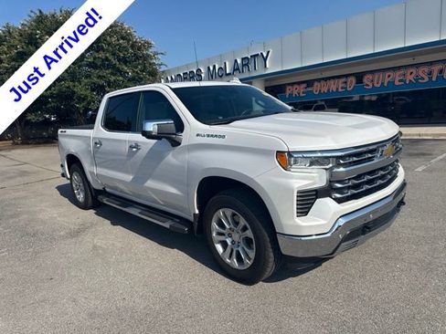 Used 2024 Chevrolet Silverado 1500 LTZ AWD/4WD image 1