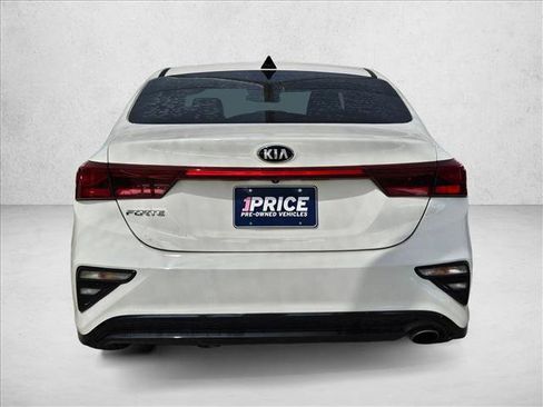 Used 2020 Kia Forte LXS FWD image 6