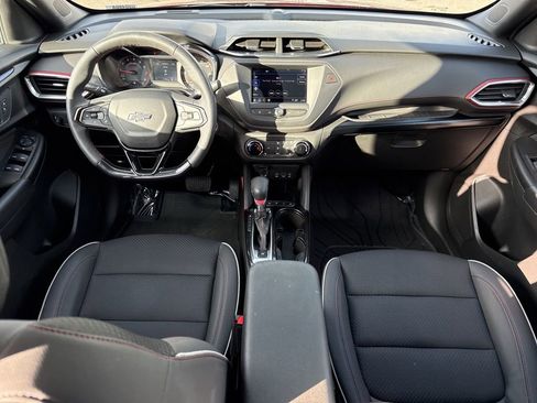 Used 2023 Chevrolet TrailBlazer RS image 12