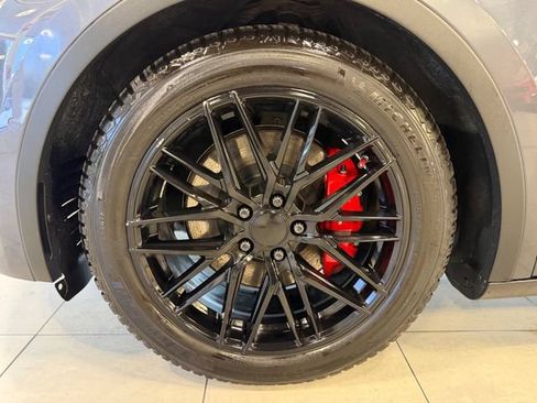 Used 2021 Tesla Model Y Performance AWD/4WD image 41