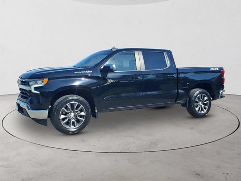 Used 2022 Chevrolet Silverado 1500 LT AWD/4WD image 8